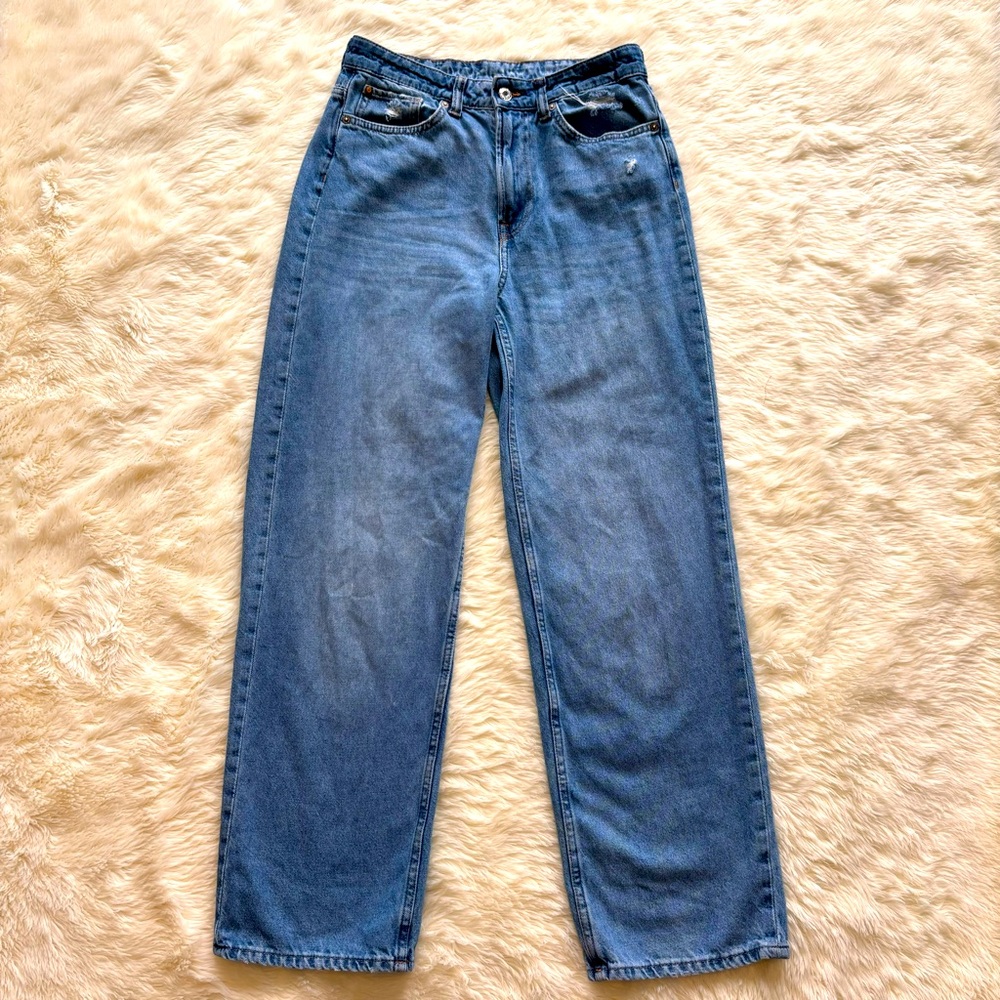 (2 For $30) Classic High-Rise Straight Leg Women’s Jeans — H&M